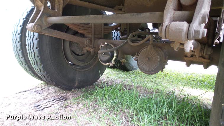 image for item K3871 1980 Debris trailer with grapple