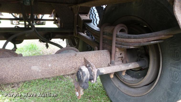 image for item K3871 1980 Debris trailer with grapple