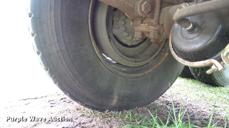 image for item K3871 1980 Debris trailer with grapple