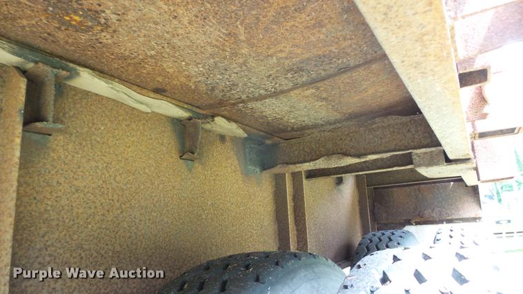 image for item K3871 1980 Debris trailer with grapple