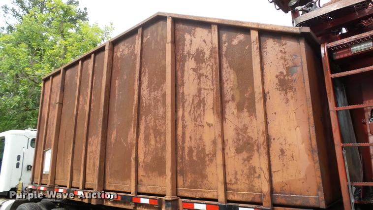 image for item K3871 1980 Debris trailer with grapple