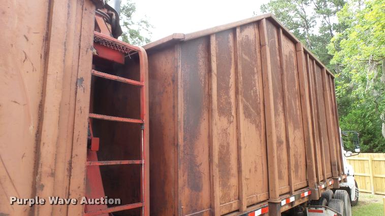 image for item K3871 1980 Debris trailer with grapple