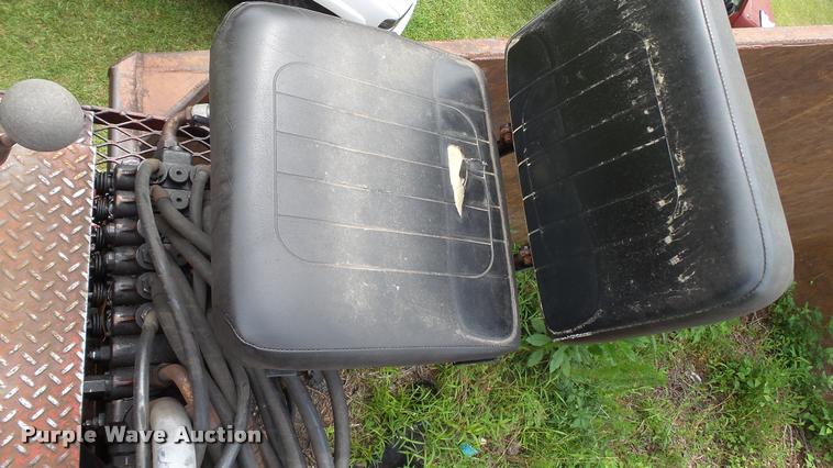 image for item K3871 1980 Debris trailer with grapple