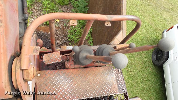 image for item K3871 1980 Debris trailer with grapple