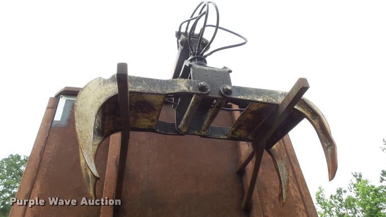 image for item K3871 1980 Debris trailer with grapple