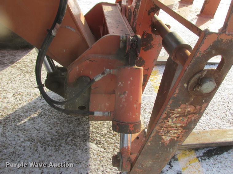 image for item K6076 1999 Lull 644D-34 telehandler