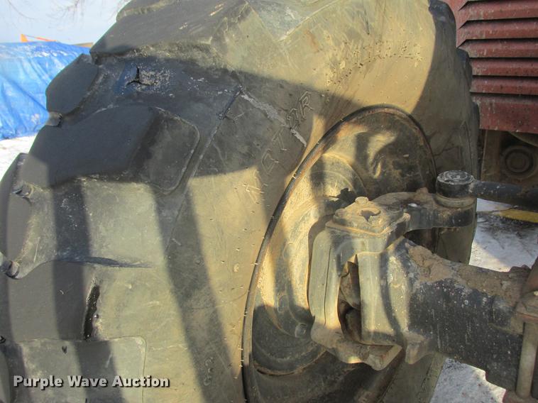 image for item K6076 1999 Lull 644D-34 telehandler