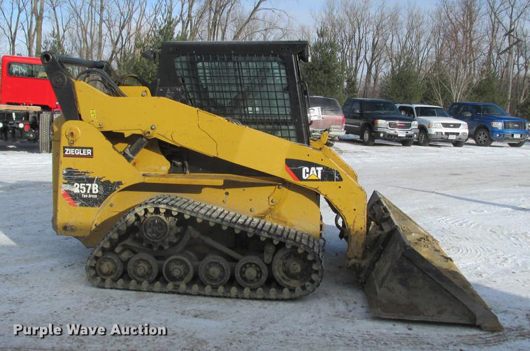 image for item K6079 2012 Caterpillar 257B Series 3 skid steer