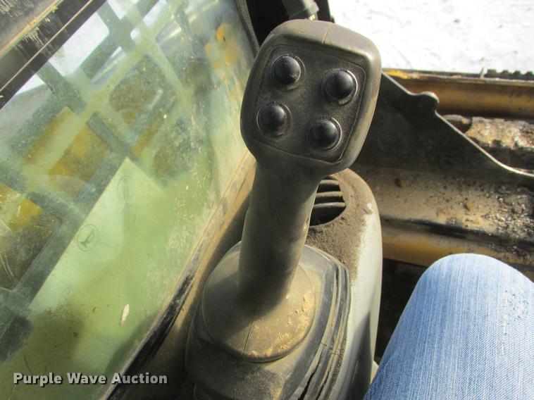 image for item K6079 2012 Caterpillar 257B Series 3 skid steer