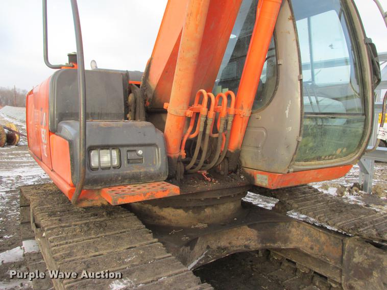 image for item K6080 2003 Hitachi Zaxis 160LC excavator