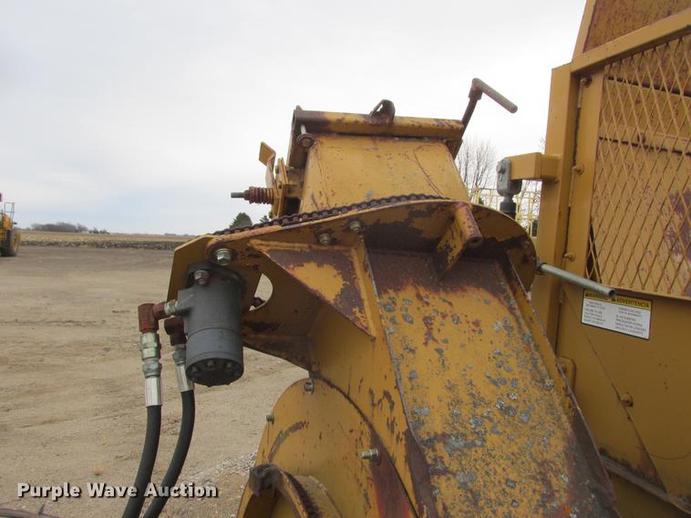 image for item K6083 HayBuster 2544 straw blower