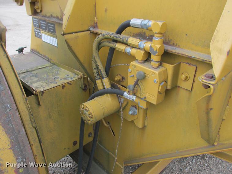 image for item K6083 HayBuster 2544 straw blower