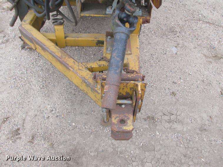 image for item K6083 HayBuster 2544 straw blower