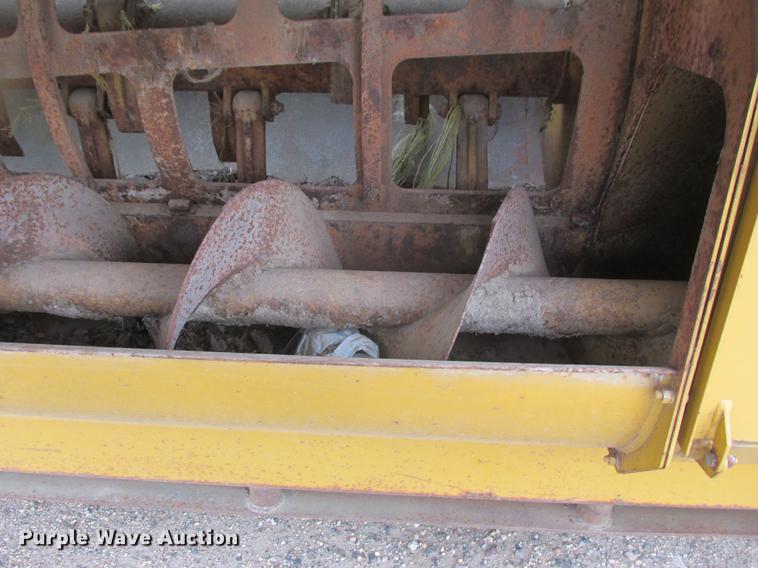 image for item K6083 HayBuster 2544 straw blower