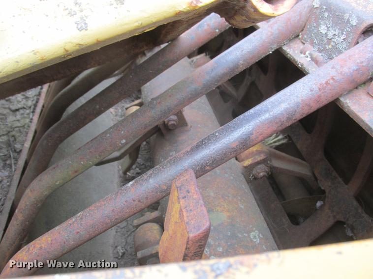 image for item K6083 HayBuster 2544 straw blower