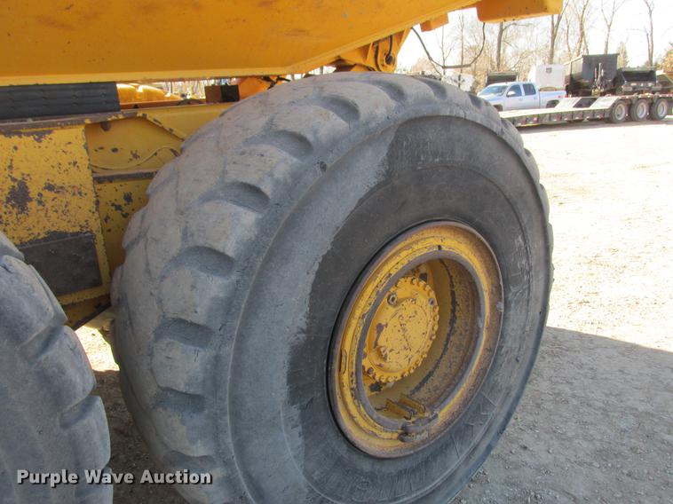 image for item K6086 2003 Volvo A35D haul truck
