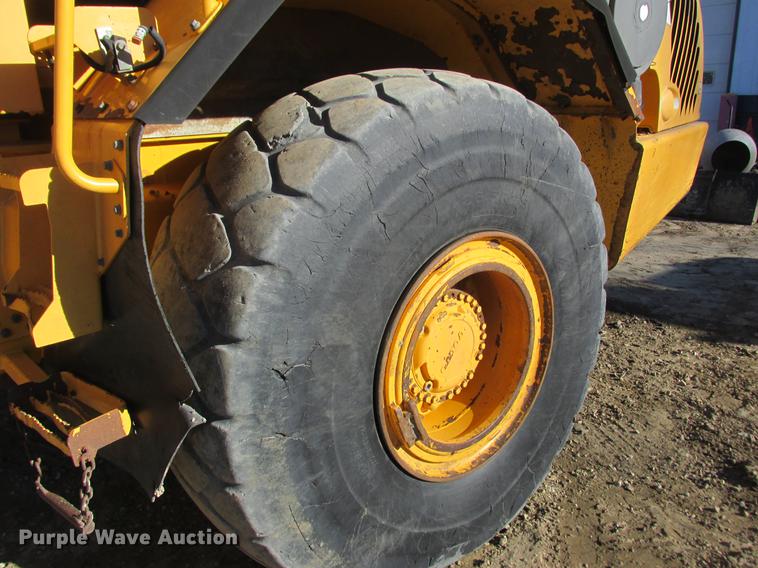 image for item K6086 2003 Volvo A35D haul truck