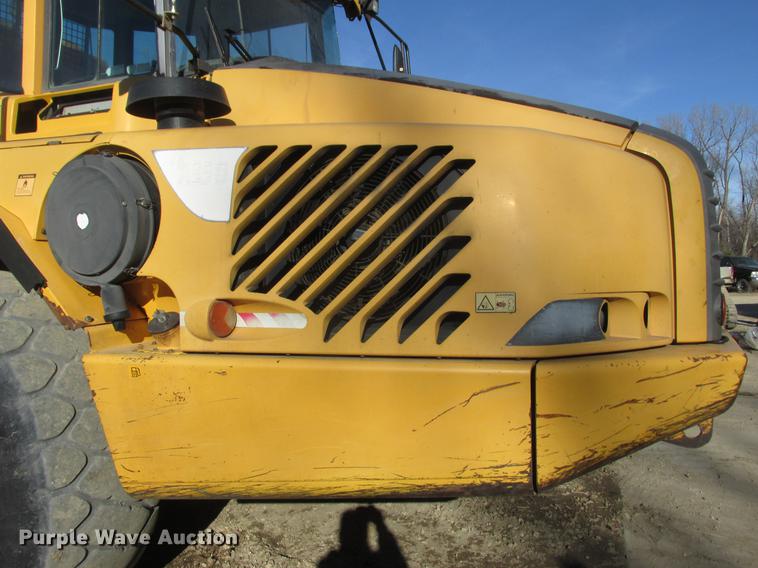 image for item K6086 2003 Volvo A35D haul truck