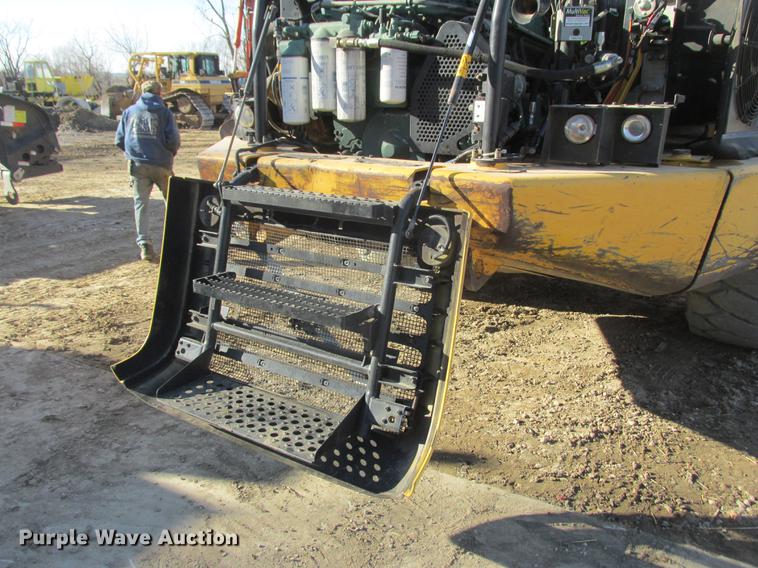 image for item K6086 2003 Volvo A35D haul truck