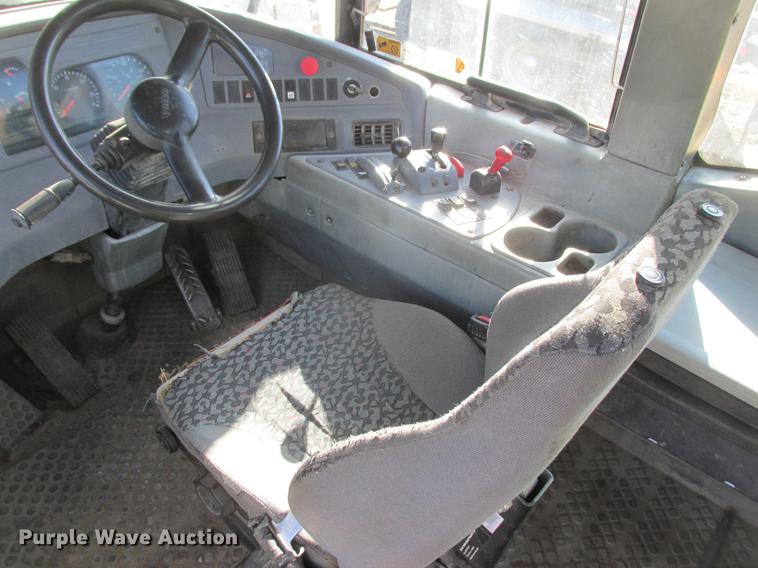 image for item K6086 2003 Volvo A35D haul truck