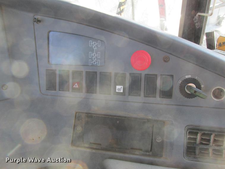 image for item K6086 2003 Volvo A35D haul truck