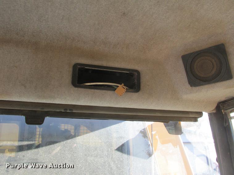 image for item K6086 2003 Volvo A35D haul truck