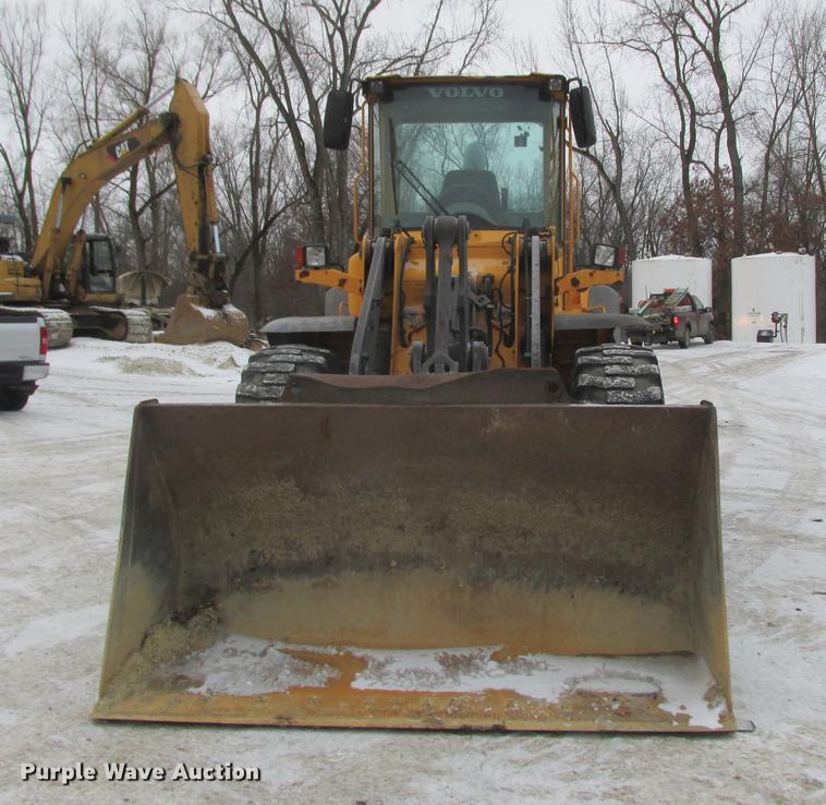 image for item K6087 Volvo L70E wheel loader