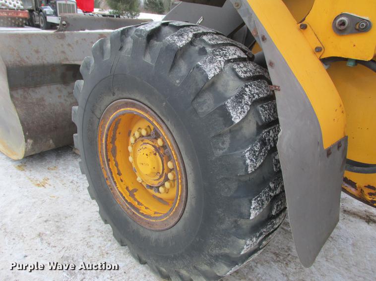 image for item K6087 Volvo L70E wheel loader