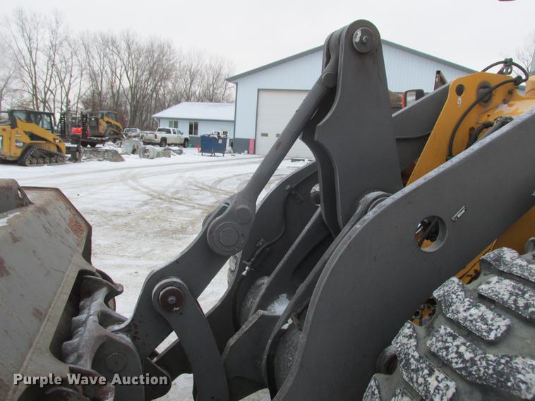 image for item K6087 Volvo L70E wheel loader