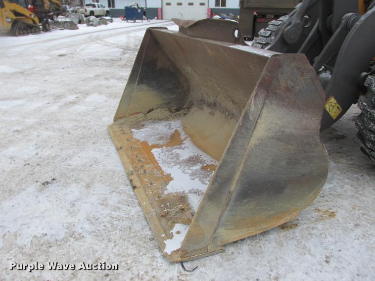 image for item K6087 Volvo L70E wheel loader