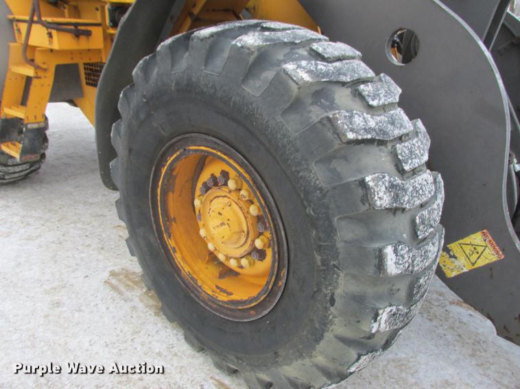 image for item K6087 Volvo L70E wheel loader