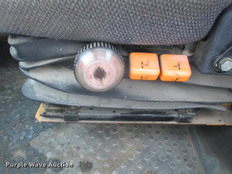 image for item K6087 Volvo L70E wheel loader