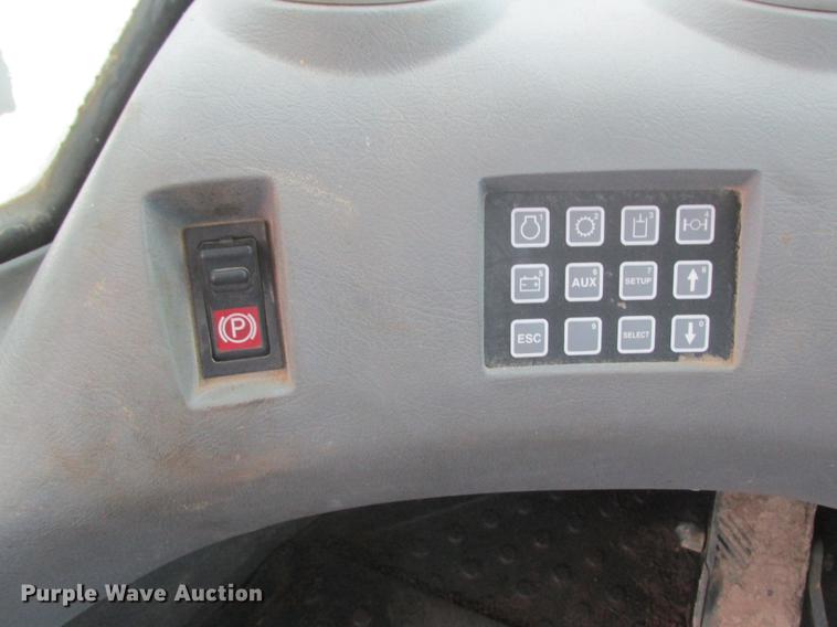 image for item K6087 Volvo L70E wheel loader