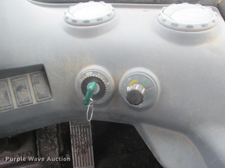 image for item K6087 Volvo L70E wheel loader