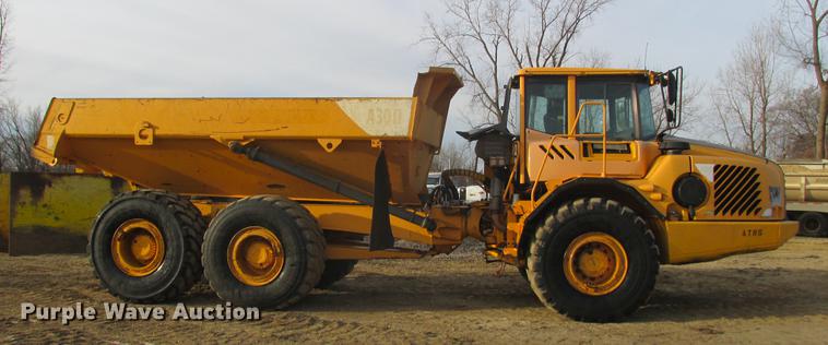 image for item K6089 2005 Volvo A30D haul truck