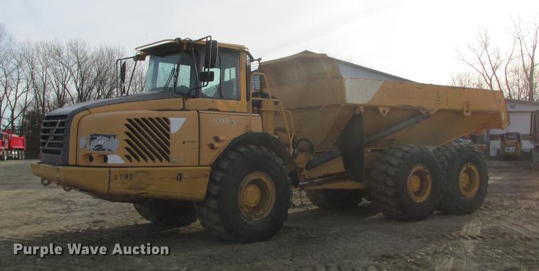 image for item K6089 2005 Volvo A30D haul truck