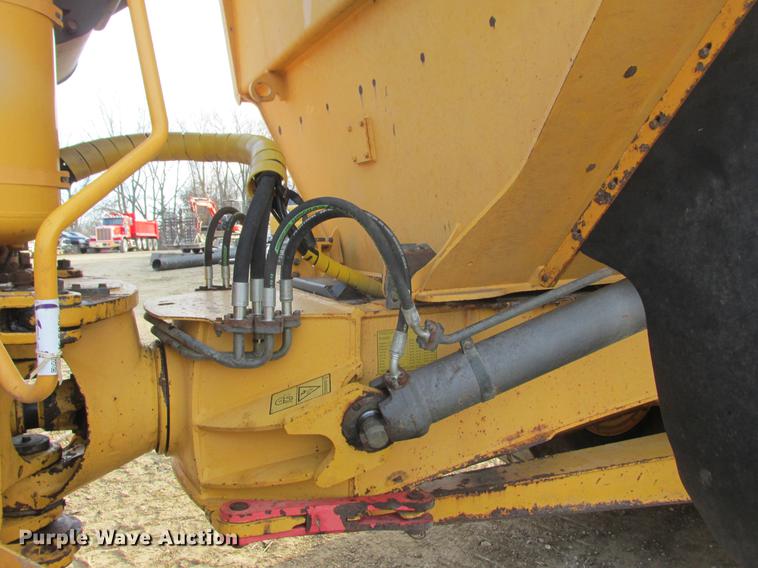 image for item K6089 2005 Volvo A30D haul truck