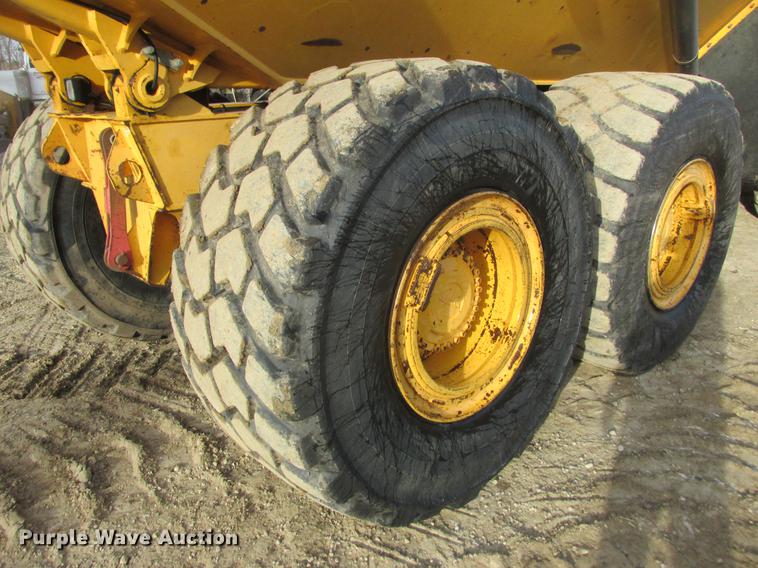 image for item K6089 2005 Volvo A30D haul truck