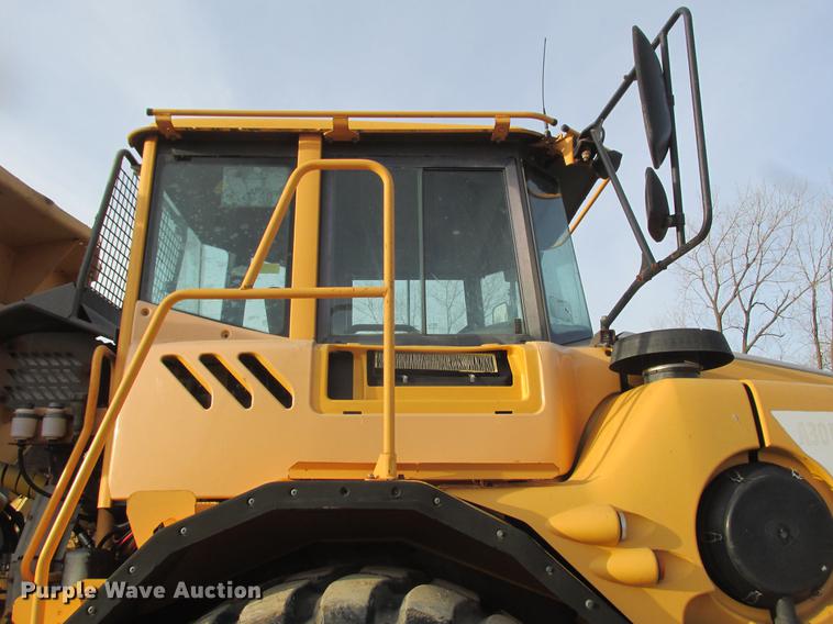 image for item K6089 2005 Volvo A30D haul truck