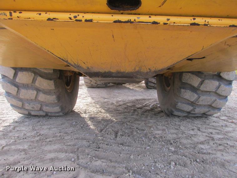 image for item K6089 2005 Volvo A30D haul truck