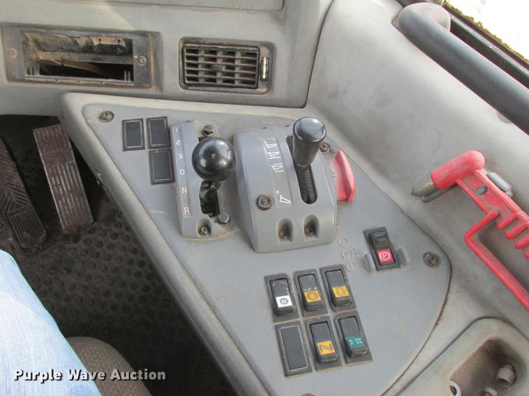 image for item K6089 2005 Volvo A30D haul truck