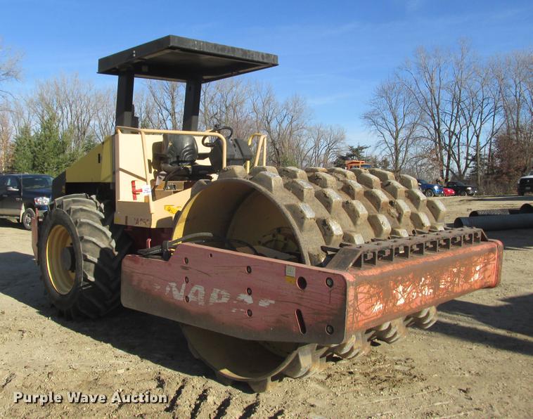 image for item K6090 2005 Dynapac CA250PD Single drum vibratory roller