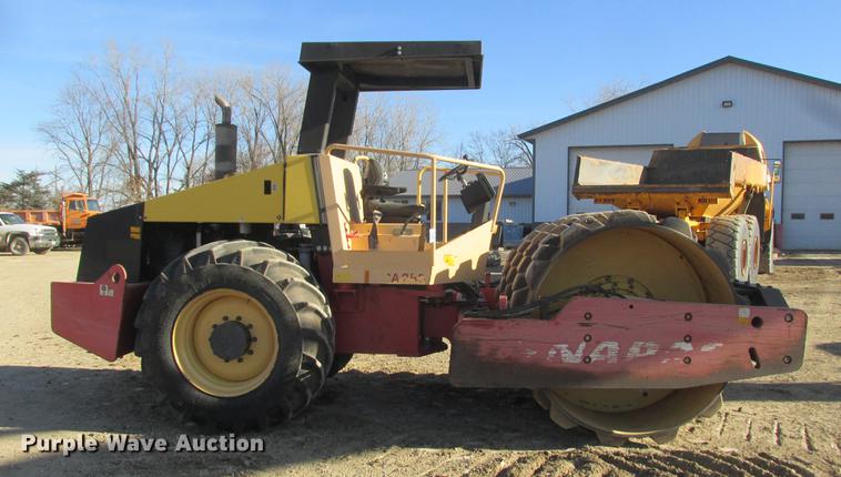 image for item K6090 2005 Dynapac CA250PD Single drum vibratory roller