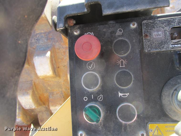 image for item K6090 2005 Dynapac CA250PD Single drum vibratory roller