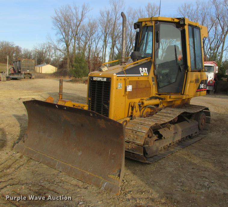 image for item K6092 2003 Caterpillar D4G XL dozer