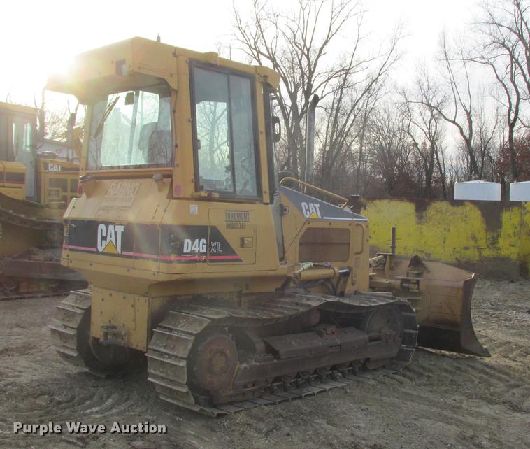 image for item K6092 2003 Caterpillar D4G XL dozer