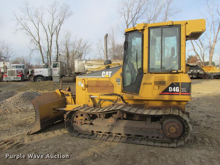 image for item K6092 2003 Caterpillar D4G XL dozer
