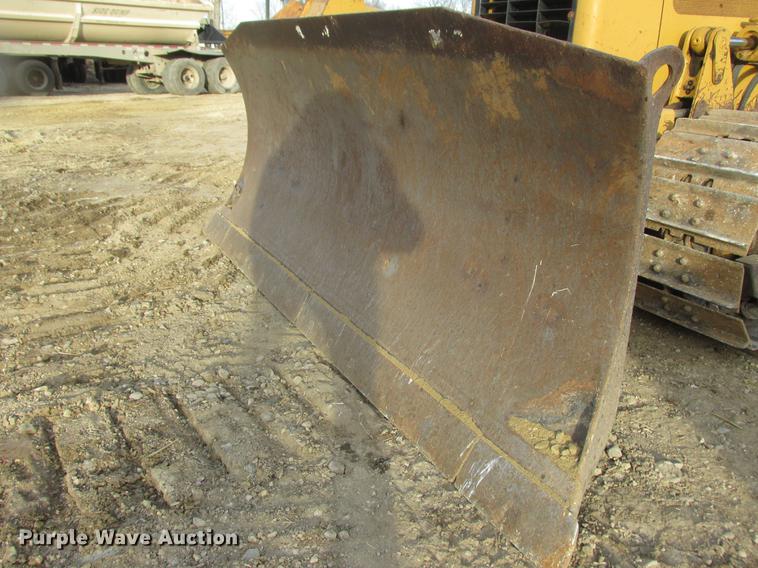 image for item K6092 2003 Caterpillar D4G XL dozer