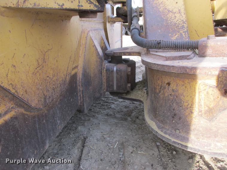 image for item K6092 2003 Caterpillar D4G XL dozer