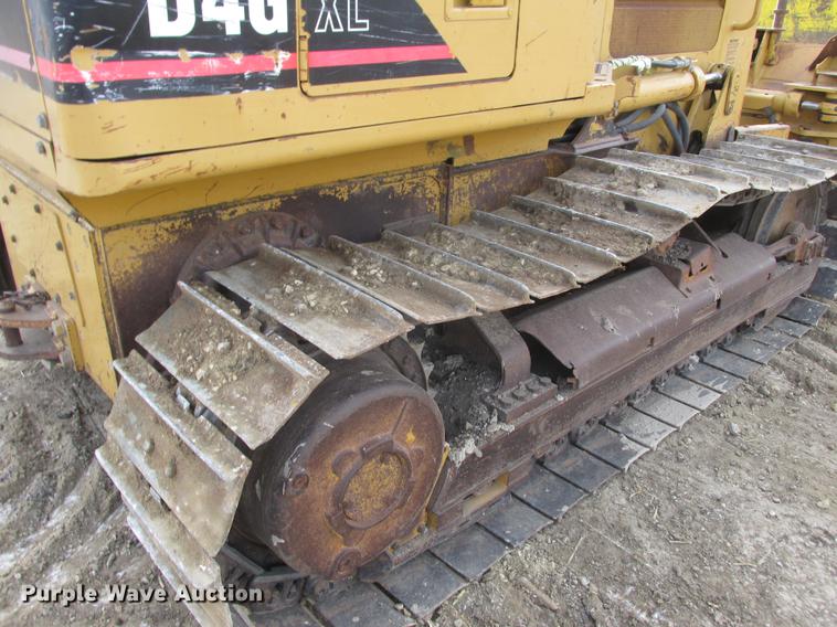 image for item K6092 2003 Caterpillar D4G XL dozer